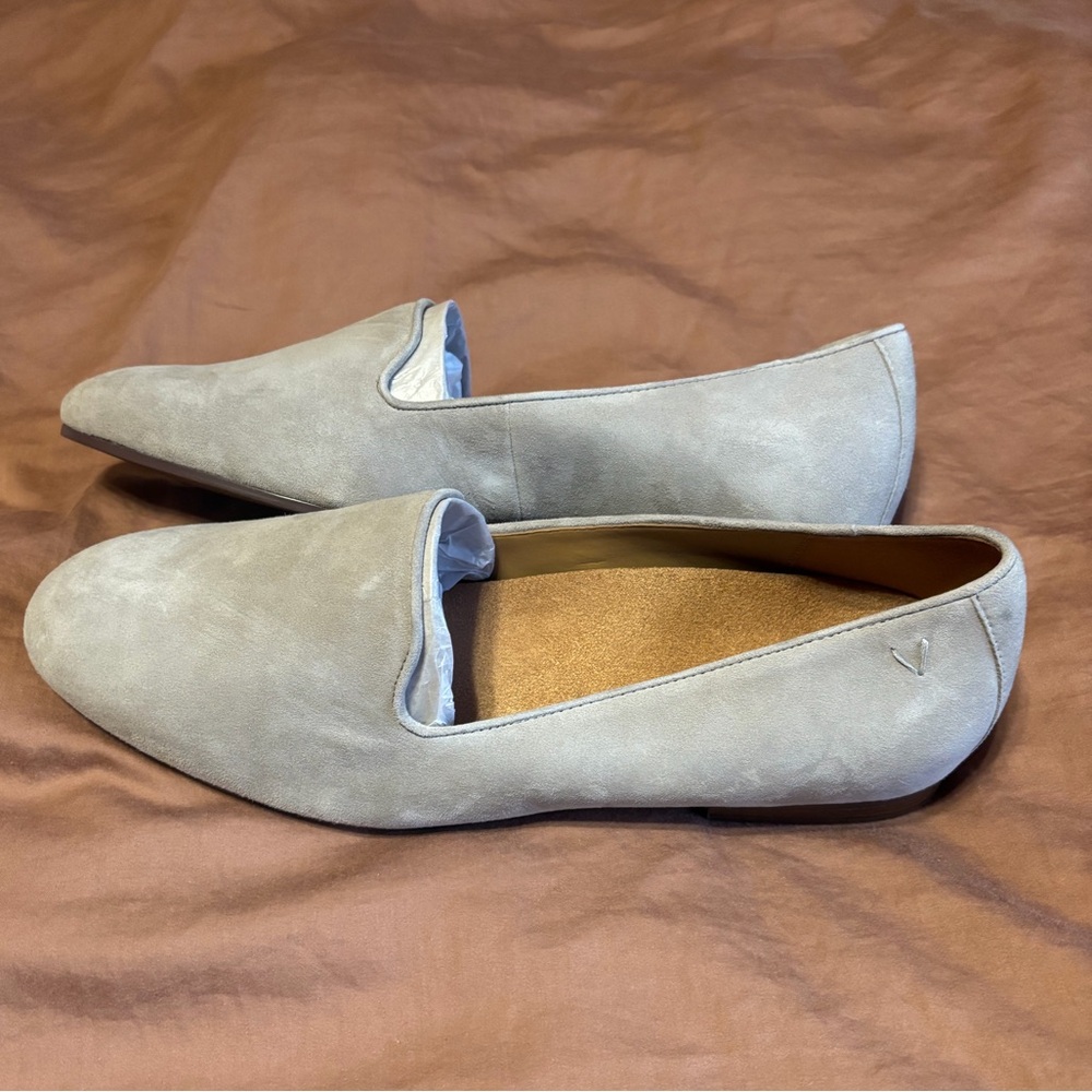 Vionic Women's Beige Loafers